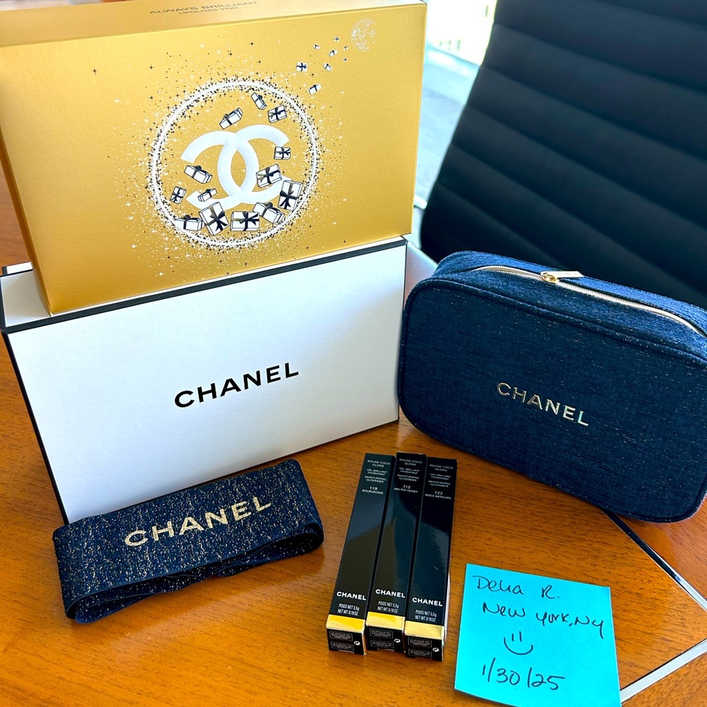 NWT - CHANEL Holiday Gift set Always Brilliant Lipgloss trio set.